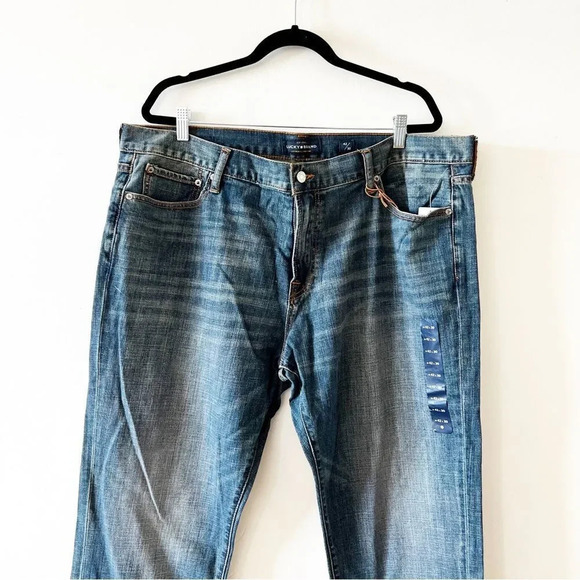 Lucky Brand 221 Straight Medium Wash Men’s Jeans 42 X 30 Denim New With Tags NWT - Picture 6 of 14